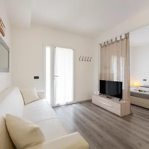 Bnbutler - Archimede 53 - Bright , Milano Italia